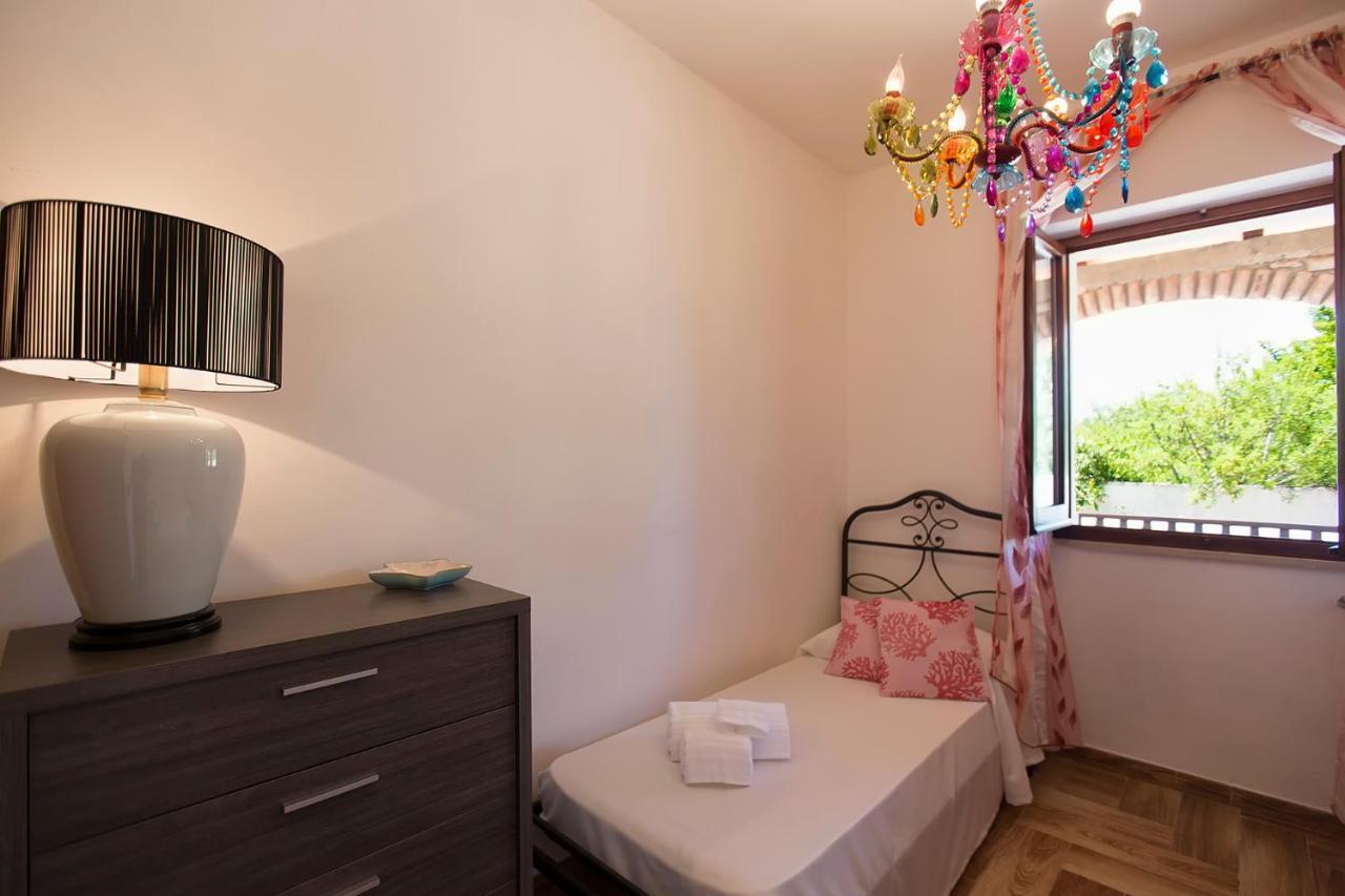 אלגהרו Villa Eugenie מראה חיצוני תמונה