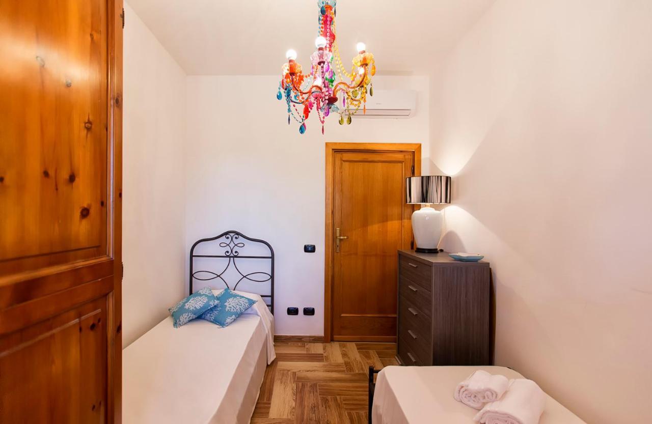 אלגהרו Villa Eugenie מראה חיצוני תמונה